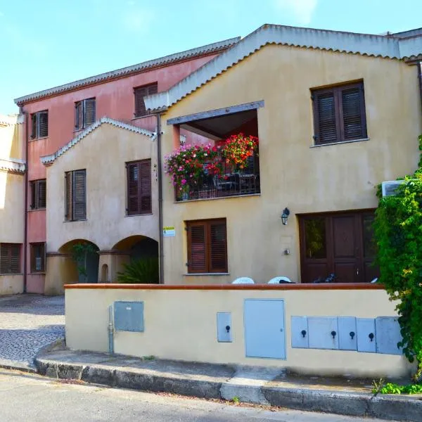 Casa Vacanza Porto Frailis già Porto Frailis B&B, hotel Àrbataxban