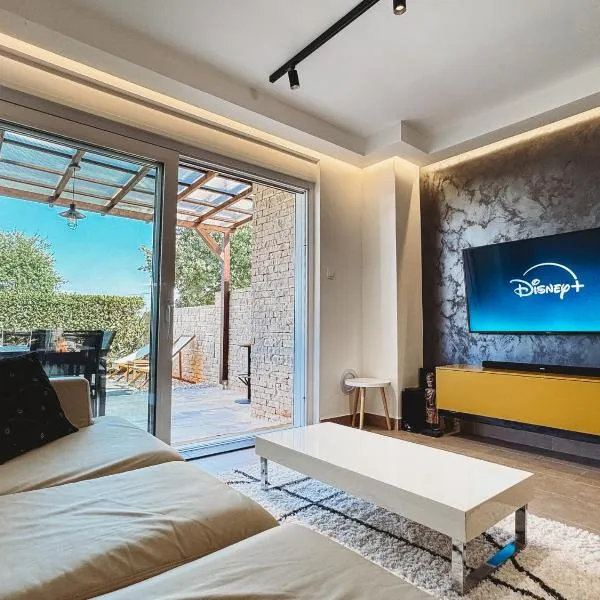Casa Lori, khách sạn ở Rošini