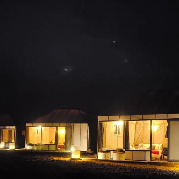 Luxury Desert Queen Camp, hotel in Merzouga