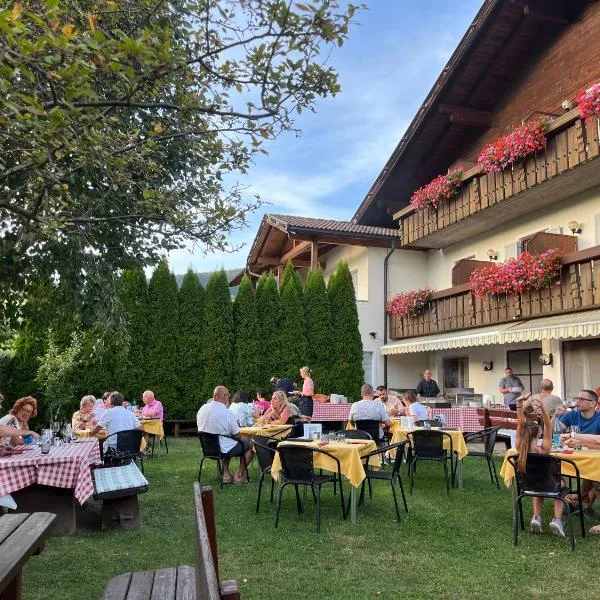 Pension Volgger, Hotel in Rodeneck