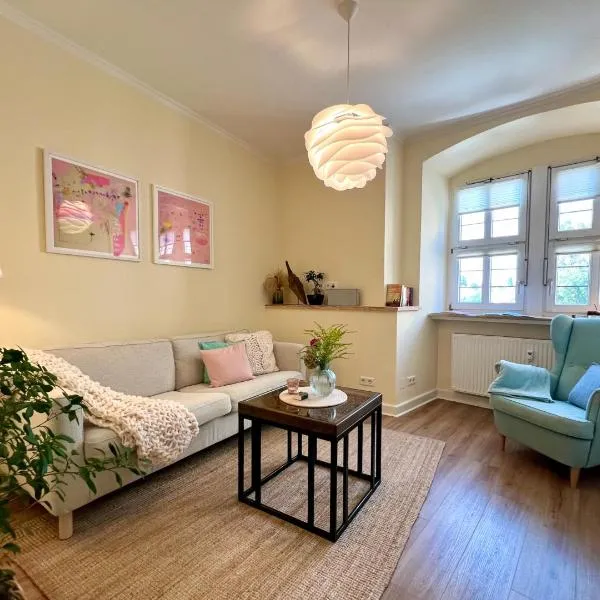 GRÄFIN MARTHA MARIA - Design-Apartment in der historischen Hinterburg Schlitz - nahe Fulda und Bad Hersfeld, hotel in Schlitz