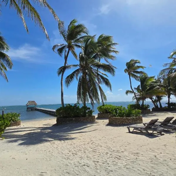 Seascape Villas, hotel in San Pedro