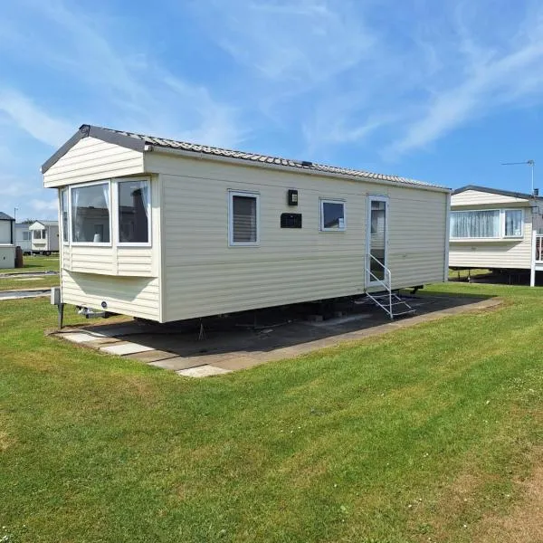 Caravan at the seaside, hotel in Great Yarmouth
