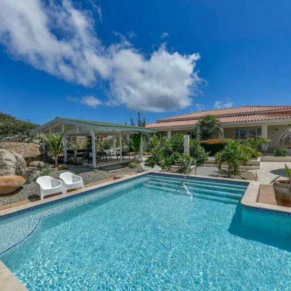 Pura Vida Aruba appartement Papaya, hotel in Noord