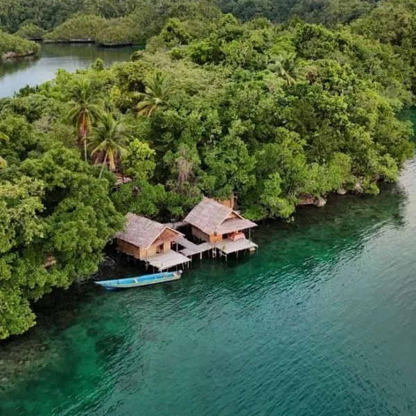 "Shady Sea Raja Ampat", hotel di Besir