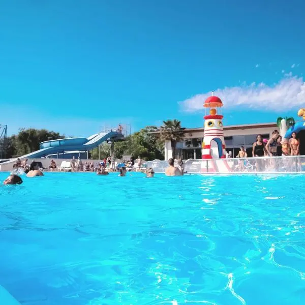 Camping Saint Georges d'Oléron，位于奥雷龙圣乔治的酒店