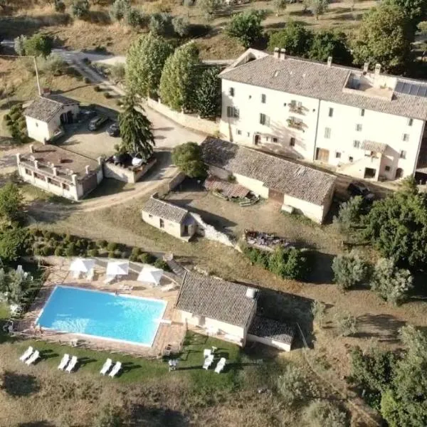 Agriturismo Villa Gabbiano, hotel in Capodacqua