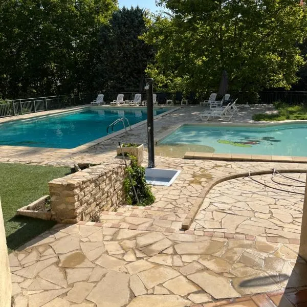 Hôtel Le Robinson, hotel in Beaucaire
