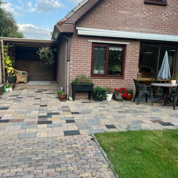 Vakantiehuis met eigen ingang, hotel in Epe