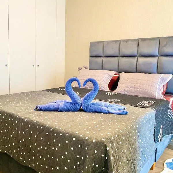 Departamento exclusivo con vista a la ciudad, hotel em Lima
