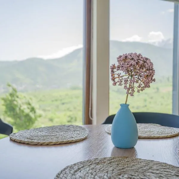 Almaty Hills VIP House, khách sạn ở Almaty