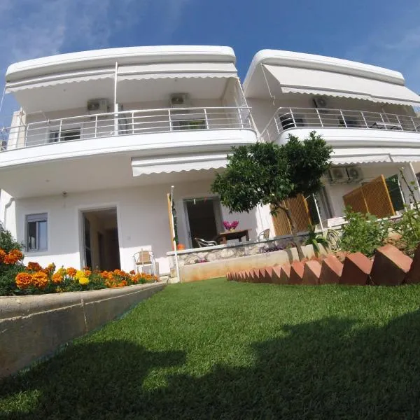 Riviera Rooms, Hotel in Himarë