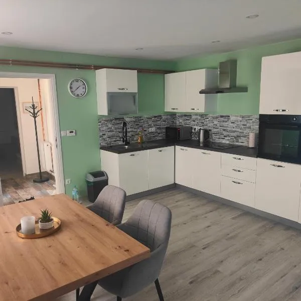 Apartman Lana, hotel en Nijemci