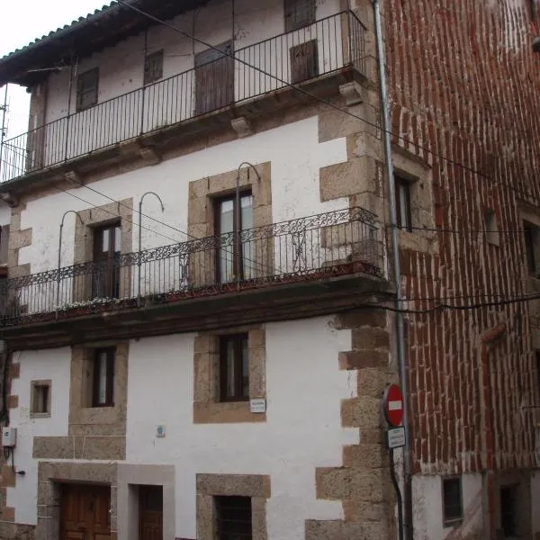 Casa de la Cigüeña、カンデラリオのホテル