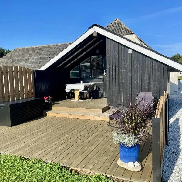 Feriehytte - Lille Knudsgaard, hotel Løkkenben