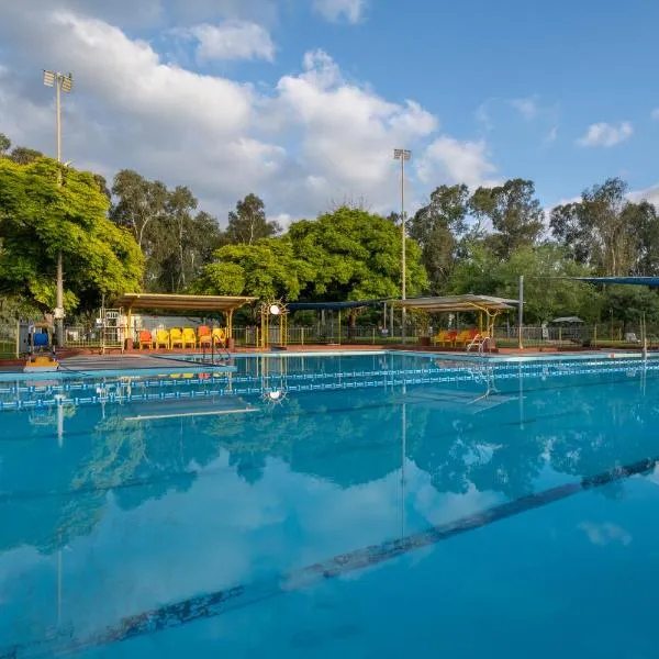 Kibbutz Kfar Masaryk Country Lodging, hotel in Kefar Masaryk