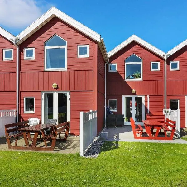 6 person holiday home in Hadsund, hotel in Hadsund