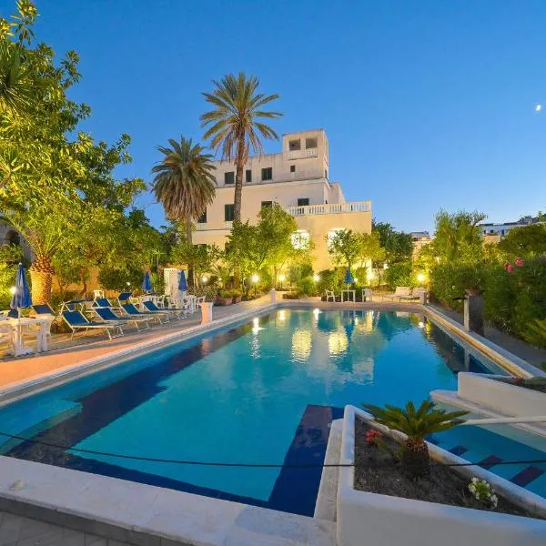 Hotel Villa Paradiso, hotel en Ischia Town