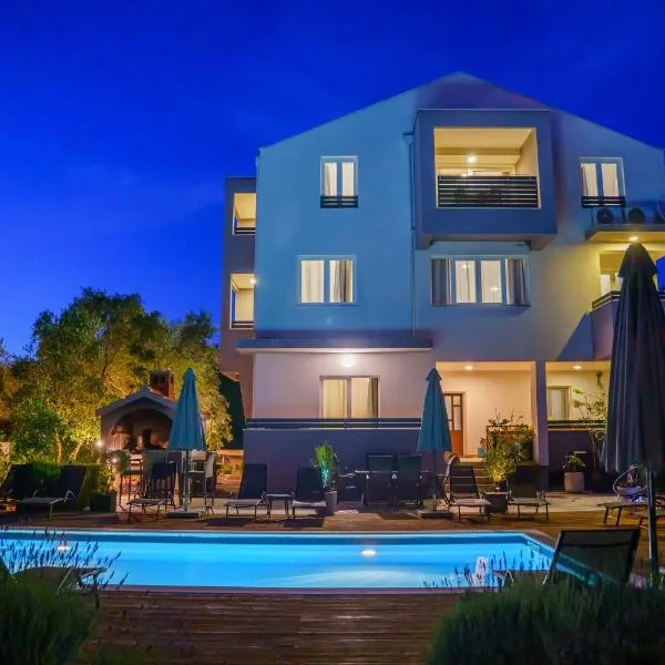 VILLA PETAR'S DREAM 3, hotel in Privlaka