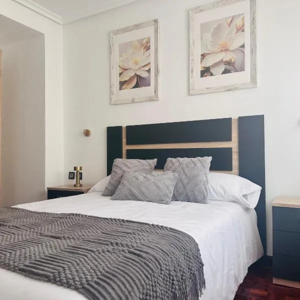 Conchi Apartment, hotel in León