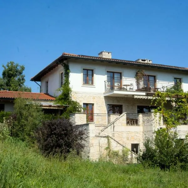 Winnica Avra, hotel in Wola Żyzna