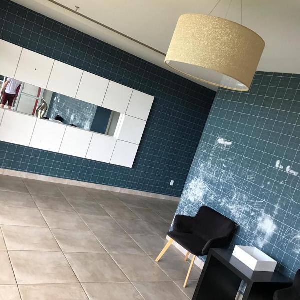 Belíssimo apartamento em condomínio bem localizado - Foto 3