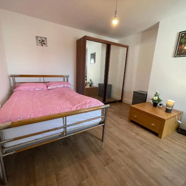 Kingsbury Service Accommodation, hotel in Colindale