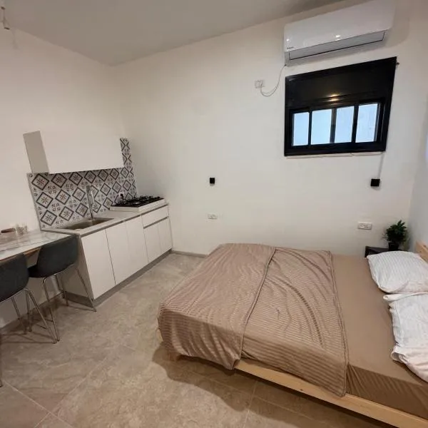 צימר זוגי חמים מצפה ימים, hotel in Safed