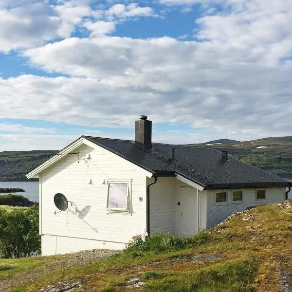 7 person holiday home in BREIVIKBOTN, hotel en Hansvoll