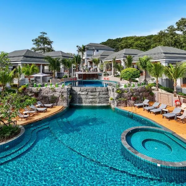 AZ Sunrise Resort & Fitness Club, hotel v destinaci Layan pláž