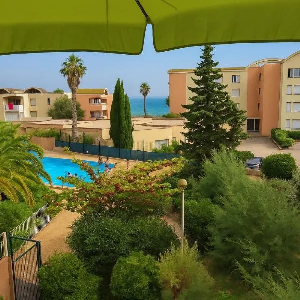 Le Thalassa II appartement T2 en bord de plage et du Port, hotel a Gruissan