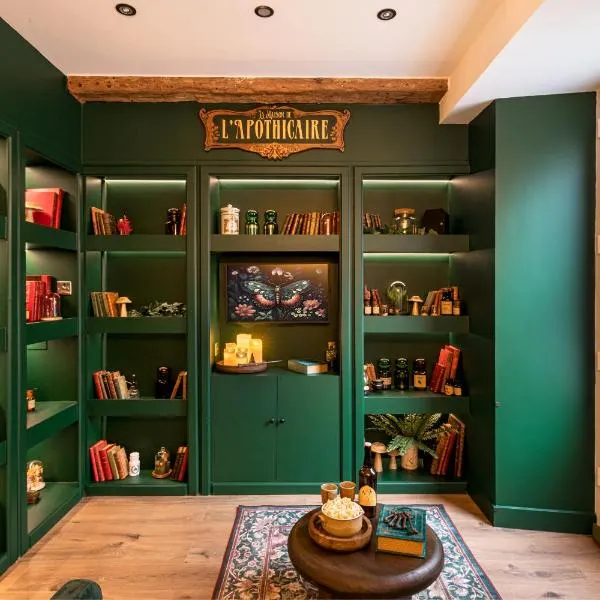 La Maison de l'Apothicaire - Un refuge enchanté avec balnéo en hyper-centre, hotel di Crémieu