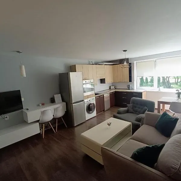 Julia's Apartment, hotel di Ginkūnai