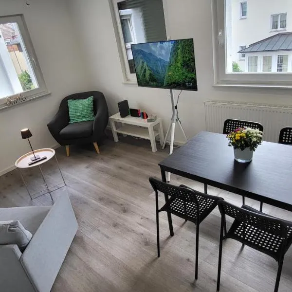 mein Heimquartier - Moderne Wohnung bei Stuttgart，位于魏布林根的酒店