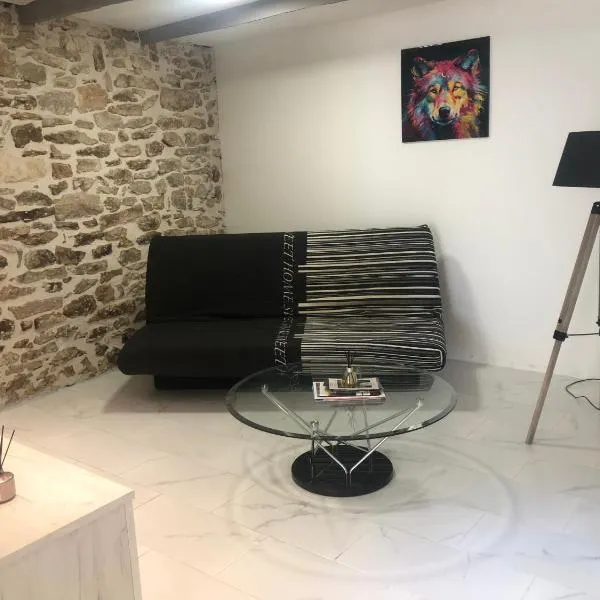 Appartement au calme 4 personnes, hotel em Saint-Paulet-de-Caisson