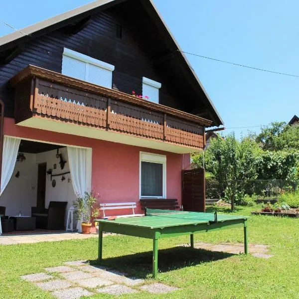 Holiday Home in Eberndorf near Petzen Ski Area, khách sạn ở Eberndorf