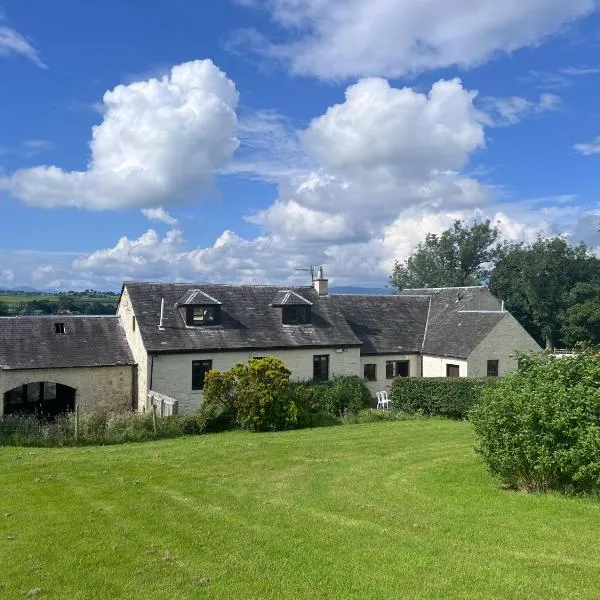 Easter Auchencarroch Farm B&B, hotel in Balloch