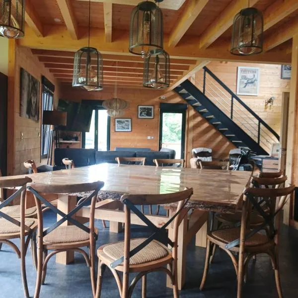 Chalet Bois le Havre du sotrè Gérardmer Sauna panoramique jacuzzi 14 personnes et 1 bébé, hotell Gérardmeris