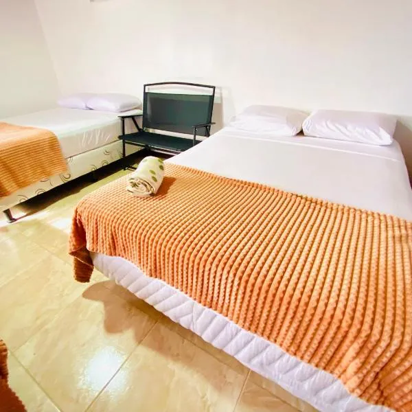 Nomads Family Rooms, Fortuna Town, hotel in Fortuna