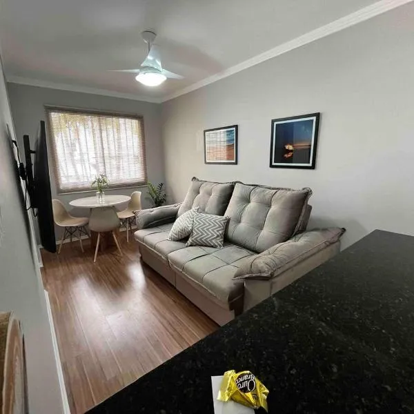 Moderno e aconchegante ao lado do Iguatemi，位于索罗卡巴的酒店