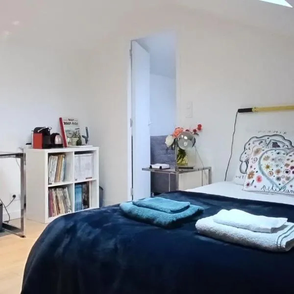 Les toits du square, hotel in Rennes