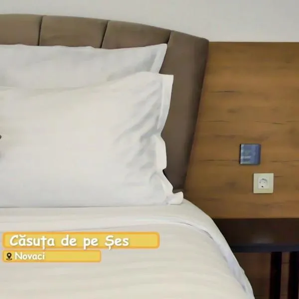 Casuta de pe Ses, hotel in Novaci