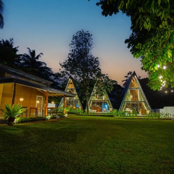 Greenpeak Serene Luxury Cabanas, hotel in Hikkaduwa