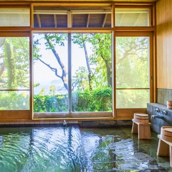 Suite Villa Atami Momoyama, hotel v destinaci Atami