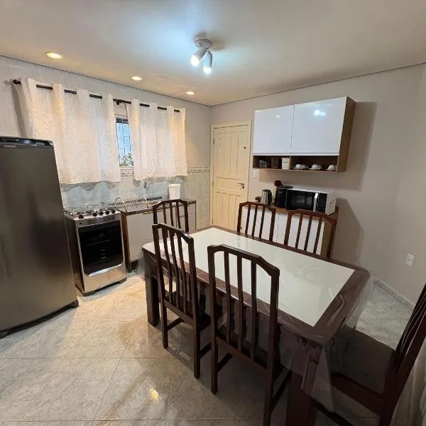 Residência Avila 2 - Ipê Rosa, hotel v destinaci São José