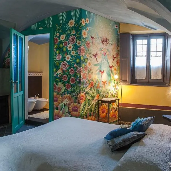 Lunafragola Atelier B&B, hotel in Borgo dʼAle