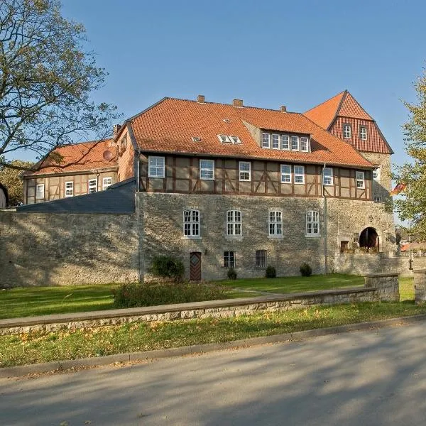 Burg Warberg, hotell i Helmstedt