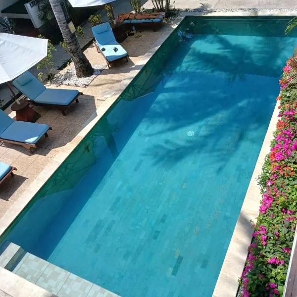 White Coconut Resort, hotel in Gili Trawangan
