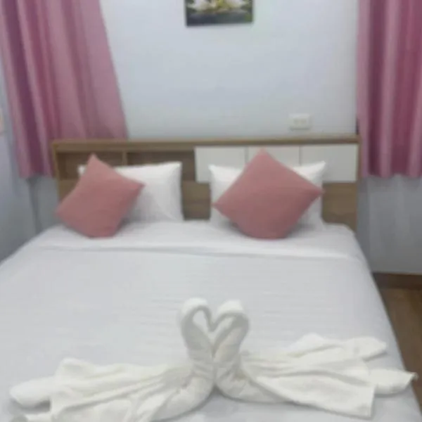 Manee House - บ้านมณี, hotel in Buriram