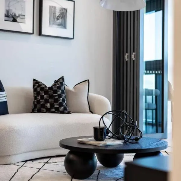 1Bedroom Apt in Queen's Wharf lv 62 - Skyline and City view، فندق في بريزبين